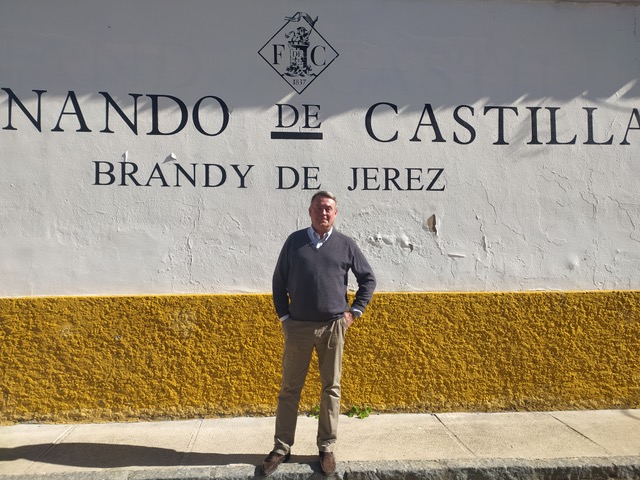 Jan Pettersen outside Bodegas Fernando de Castilla. Photo © Karethe Linaae